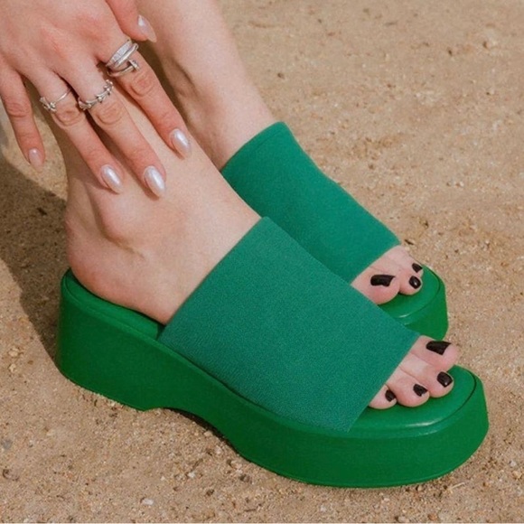 Steve Madden Shoes - Steve Madden Sandals